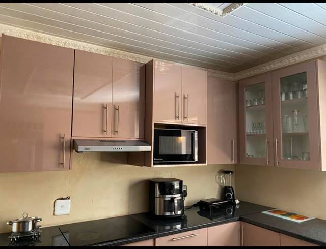 4 BEDROOM HOUSE FOR SALE IN CHROOM PARK